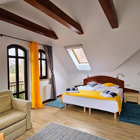 Apartamenty Z Klimatem ウストカ エクステリア 写真