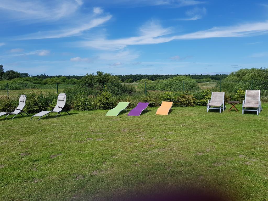 Apartamenty Z Klimatem ウストカ エクステリア 写真