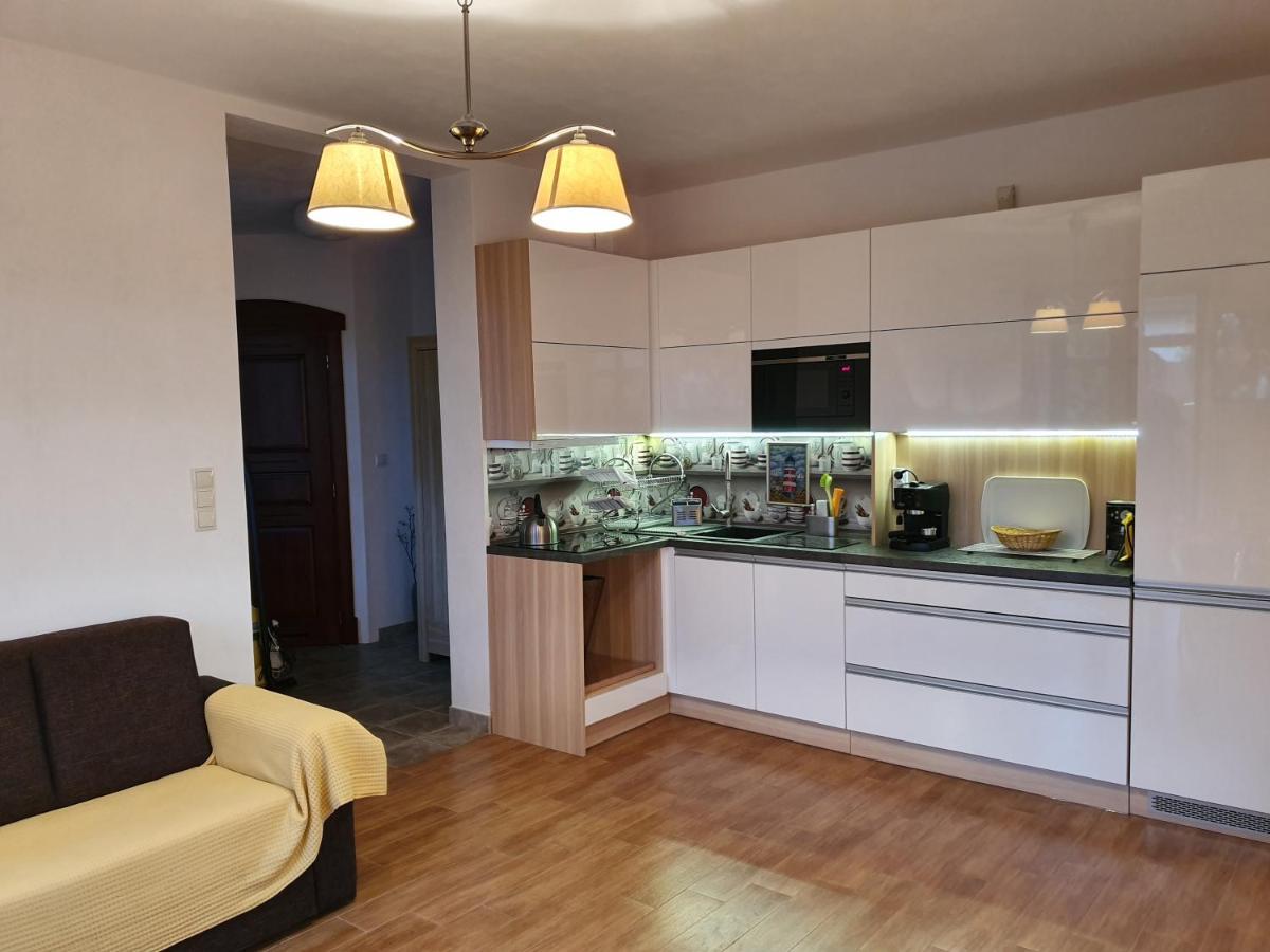 Apartamenty Z Klimatem ウストカ エクステリア 写真